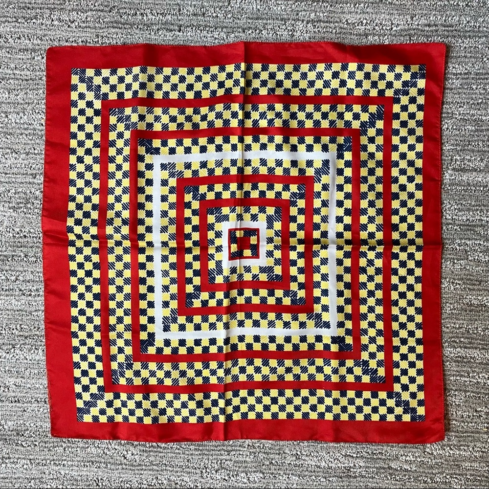 Vintage Ray Strauss square scarf, made in Italy - Picture 11 of 11